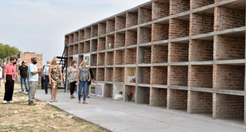 Fontana: inauguraron obras de ampliaci&oacute;n en el Cementerio Municipal