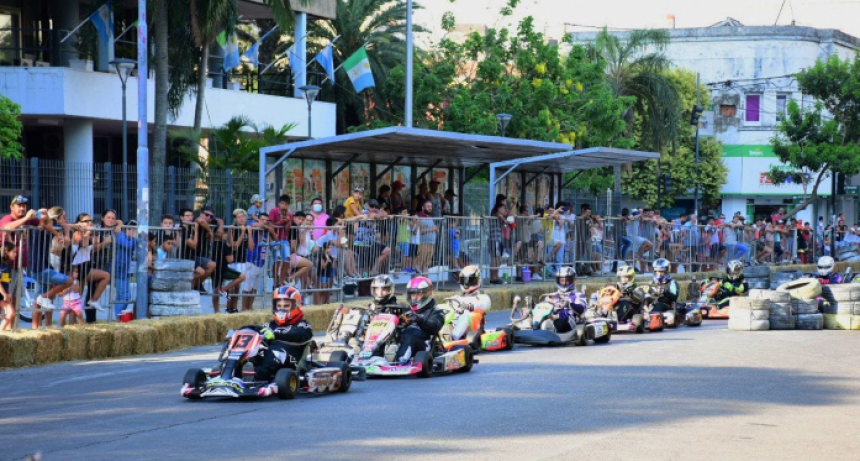 Culmin&oacute; el segundo Circuito Callejero de Karting en la Plaza 25 de Mayo con gran participaci&oacute;n del p&uacute;blico