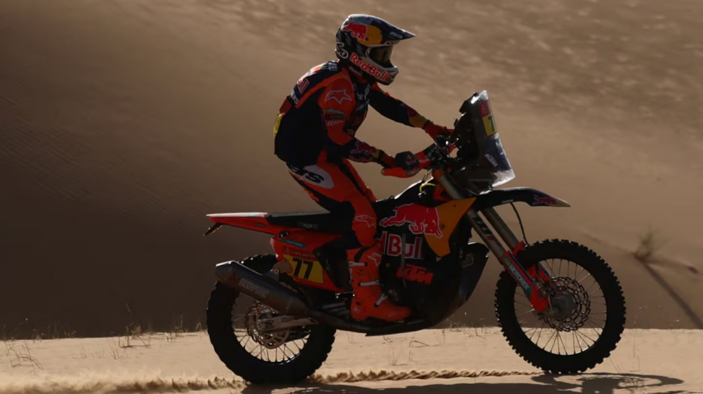 Luciano Benavides perdi&oacute; la punta en motos y cay&oacute; al tercer puesto tras una etapa para el olvido en el Dakar