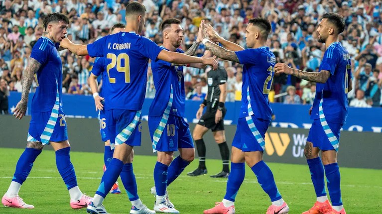 Bomba en el mercado de pases: Racing contrat&oacute; a un jugador de la Selecci&oacute;n argentina