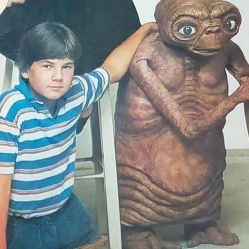 Naci&oacute; sin piernas y nunca hab&iacute;a actuado: la singular historia del ni&ntilde;o que le dio vida a E.T.