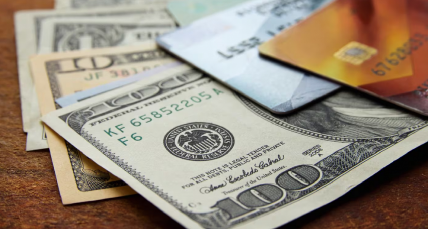 D&oacute;lar oficial hoy y d&oacute;lar blue: a cu&aacute;nto cotizan este martes 6 de enero