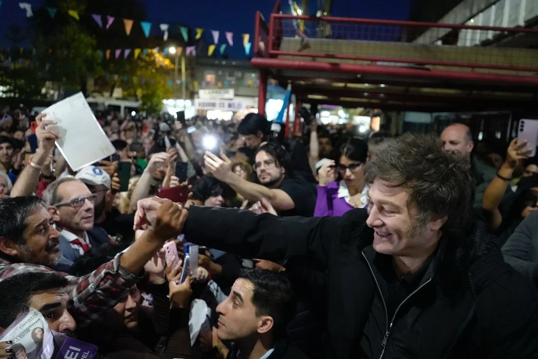 Javier Milei viaja a Mar del Plata para continuar el Tour de la Gratitud