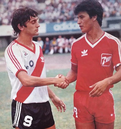 A 40 a&ntilde;os de uno de los mejores partidos del f&uacute;tbol argentino: nueve goles y la ins&oacute;lita calificaci&oacute;n a Francescoli