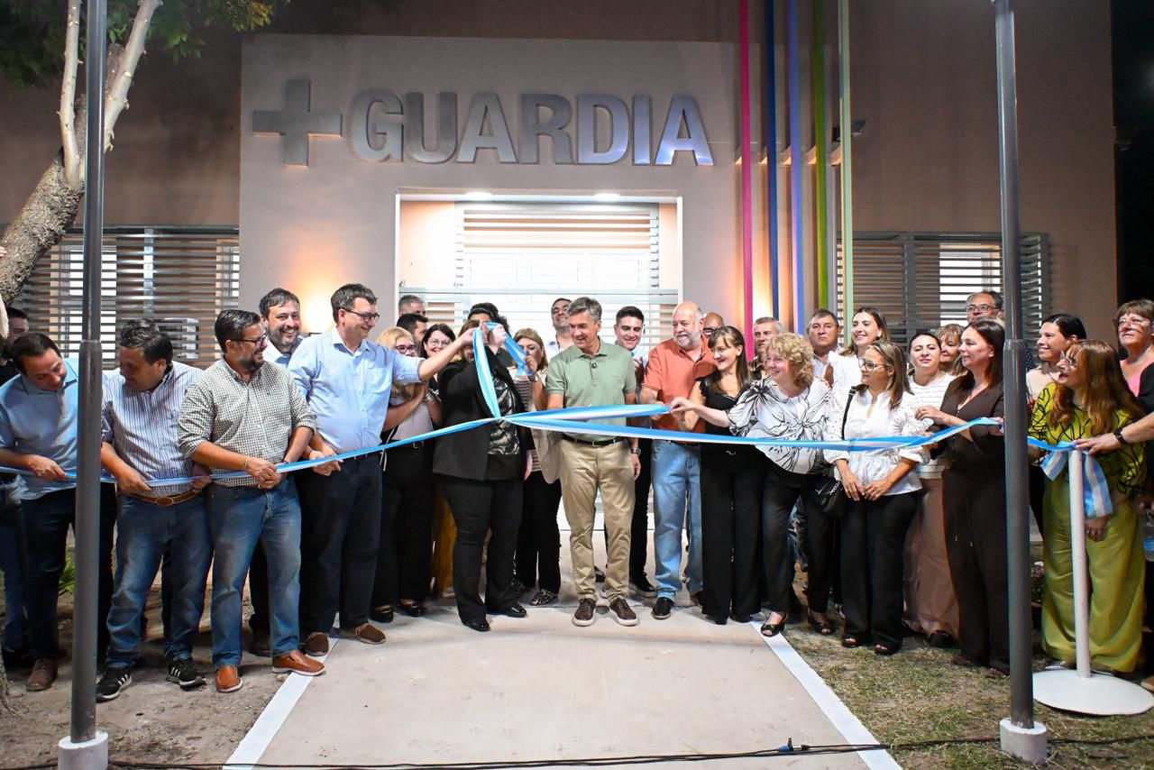 Zdero inaugur&oacute; el hospital de Du Graty