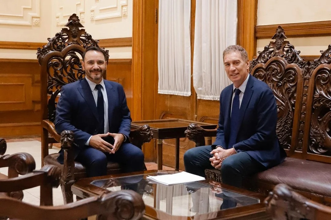 Corrientes: Diego Santilli sum&oacute; un nuevo gobernador para la reforma laboral