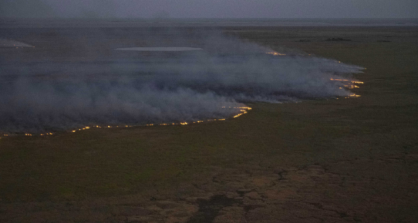 Defensa Civil estima que los incendios en Corrientes "est&aacute;n alcanzando las 600 mil hect&aacute;reas"