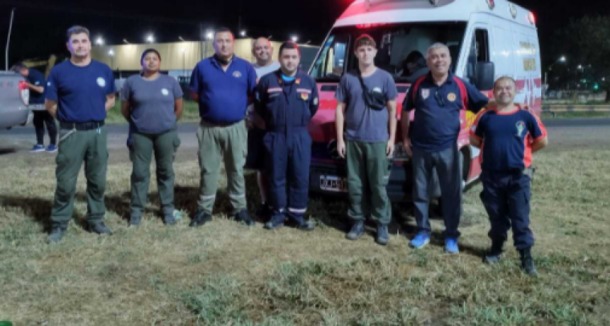 Parti&oacute; nueva delegaci&oacute;n de bomberos chaque&ntilde;os para combatir el fuego en Corrientes