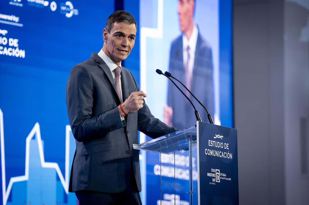 Espa&ntilde;a prohibir&aacute; el acceso a las redes sociales a los menores de 16 a&ntilde;os