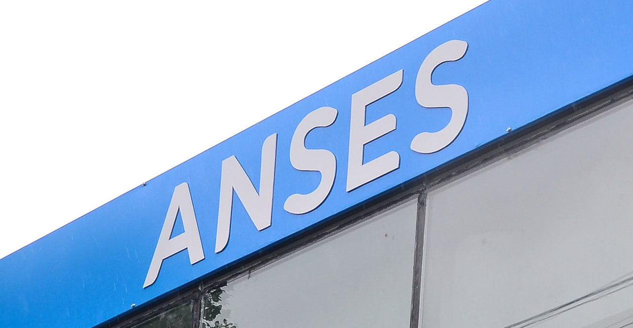 ANSES cu&aacute;ndo cobro: el cronograma de pagos para este martes 3 de febrero