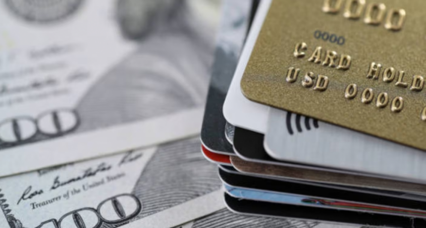 D&oacute;lar oficial y d&oacute;lar tarjeta: banco por banco, a cu&aacute;nto cotizan este lunes 9 de febrero