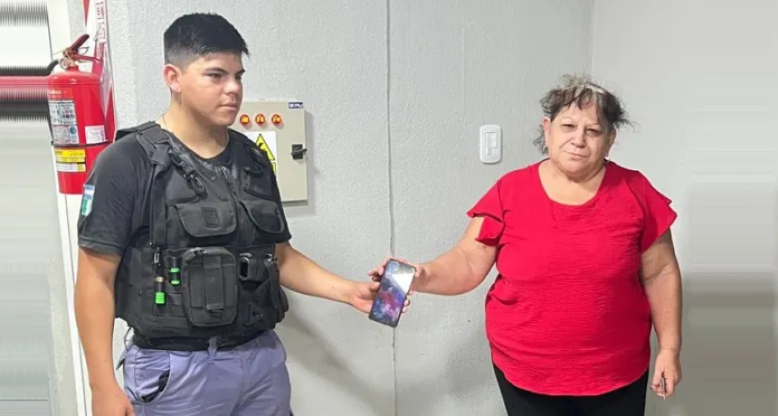Recuperan en S&aacute;enz Pe&ntilde;a tel&eacute;fono robado a un joven discapacitado 