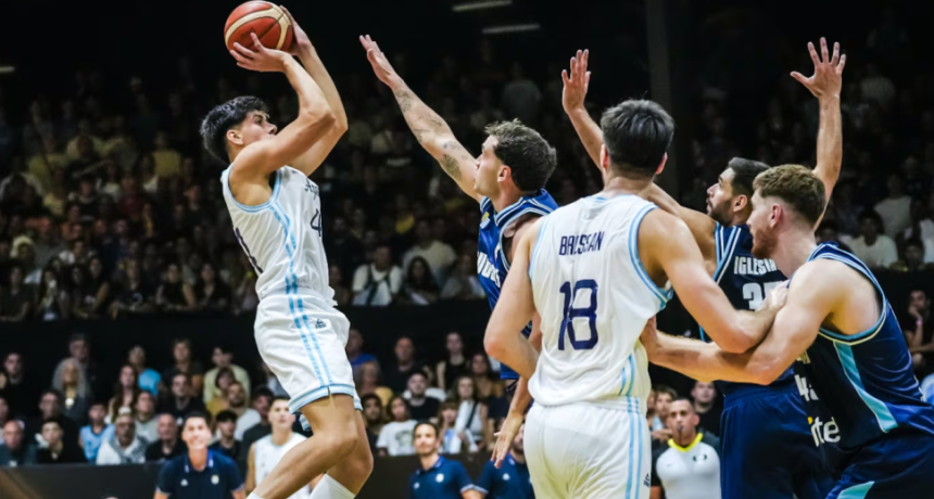 Argentina sufri&oacute; una dur&iacute;sima derrota de local ante Uruguay por las eliminatorias del Mundial de b&aacute;squet 2027