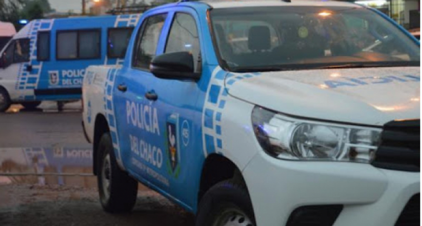 Violento robo en la 9 de Julio: la tiraron de la moto para sacarle la mochila