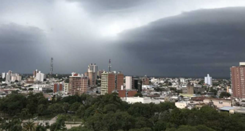 Jueves nublado con probabilidad de tormentas fuertes