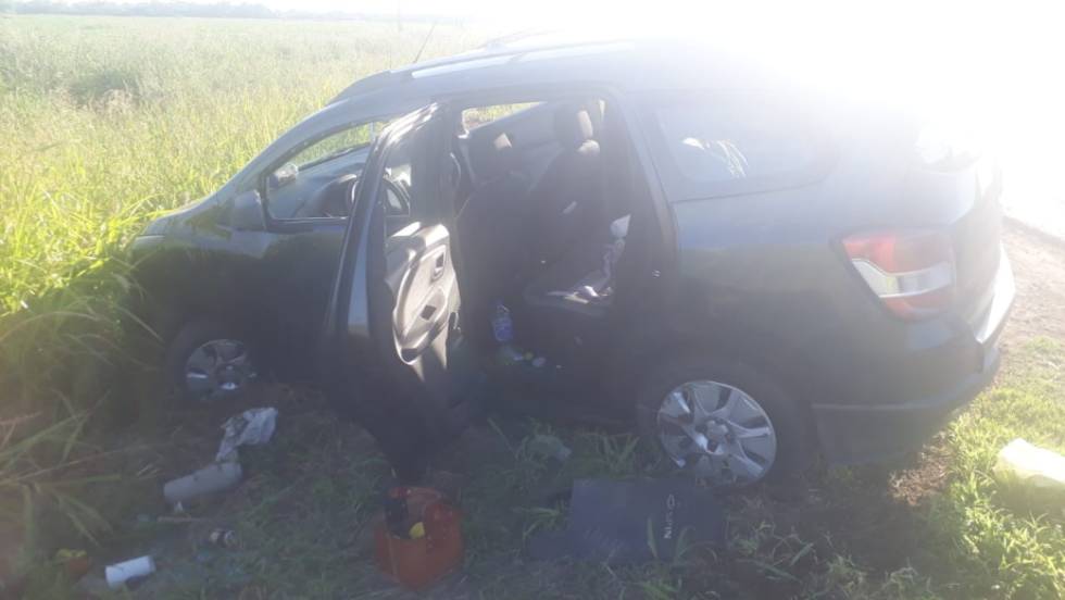 Un hombre oriundo de Formosa despist&oacute; con su auto en la Ruta 89 y termin&oacute; ileso sobre la banquina