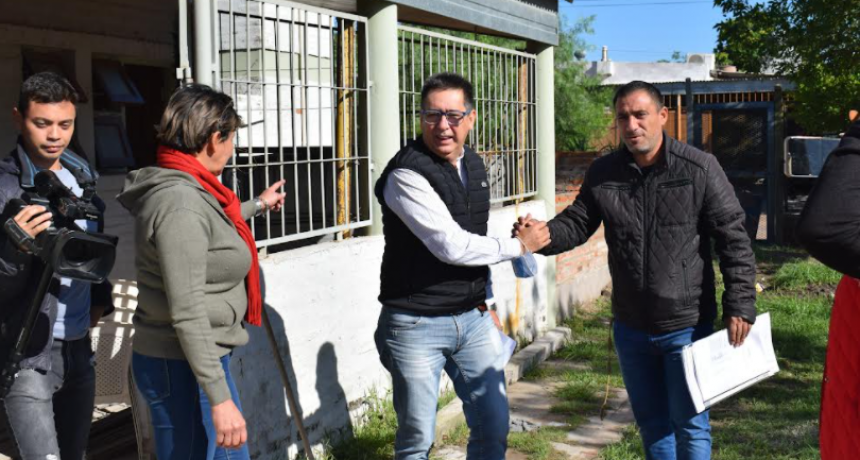 Descentralizaci&oacute;n Institucional: Gustavo Mart&iacute;nez recorri&oacute; la obra de refacci&oacute;n integral del CCM del barrio Santa Rita