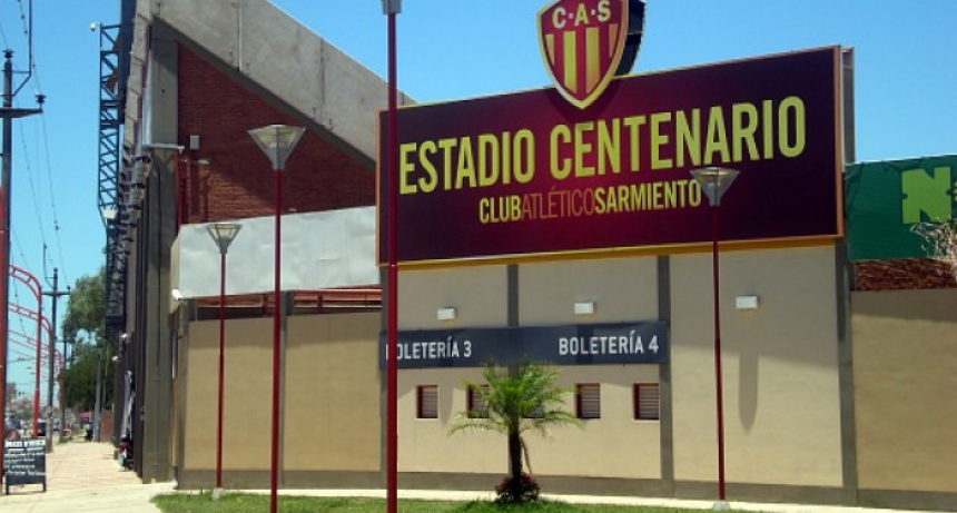 Fue a la cancha de Sarmiento a ver un partido y termin&oacute; detenido: ten&iacute;a pedido de captura