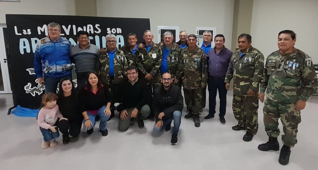 Reconocen a la Asociaci&oacute;n Civil de Veteranos de guerra "Soldado Celso P&aacute;ez"