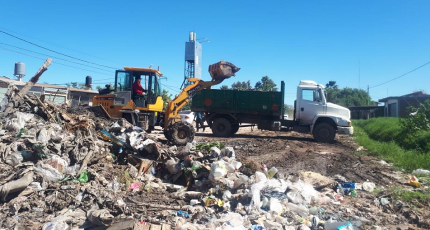 Resistencia erradic&oacute; un minibasural y realiz&oacute; mantenimiento de avenidas 