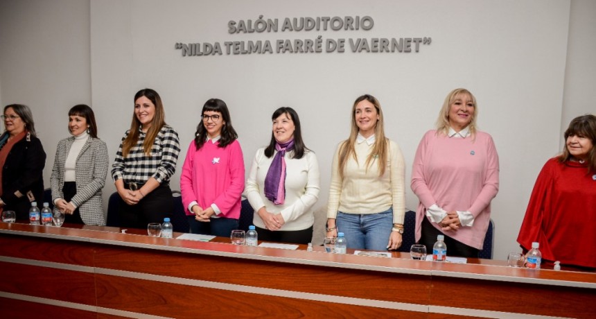 Legisladoras proponen modificar la Ley de Paridad de G&eacute;nero en las listas electorales