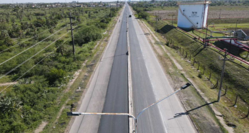 Vialidad Provincial finaliz&oacute; la repavimentaci&oacute;n de la avenida Castelli para conectar Resistencia-Barranqueras