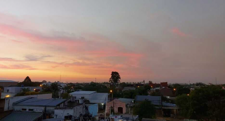 Martes con cielo algo nublado y m&iacute;nima de 3 grados