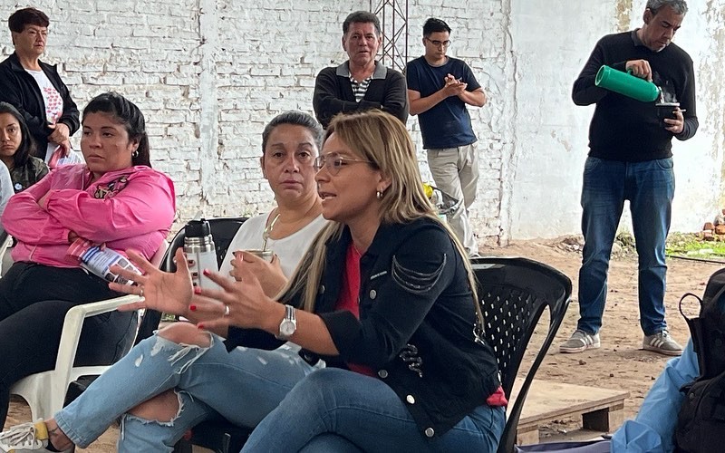 Barranqueras: Magda Ayala recorre barrios en busca de acompa&ntilde;amiento para su reelecci&oacute;n