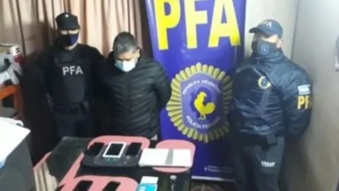 Gu&iacute;as de pesca ofrec&iacute;an "servicio sexual" a turistas: rescataron a 16 j&oacute;venes y hay 11 detenidos