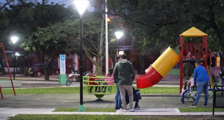 Tras las refacciones, qued&oacute; inaugurada la plaza de Villa Mar&iacute;n en Resistencia