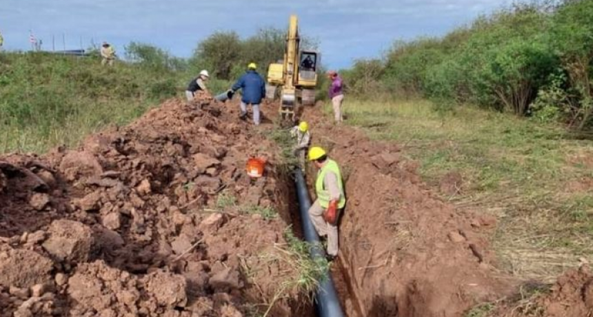 Acceso al agua potable: avanza extensi&oacute;n del Acueducto hacia Villa R&iacute;o Bermejito y El Espinillo