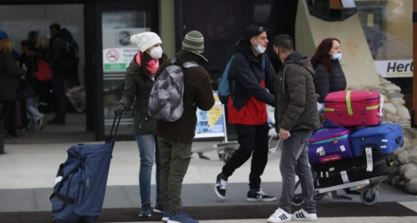 M&aacute;s de 4,4 millones de personas visitaron destinos tur&iacute;sticos en el fin de semana largo