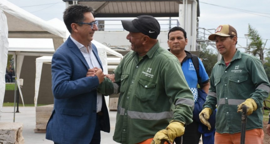 A d&iacute;as de la Bienal, Gustavo Mart&iacute;nez recorri&oacute; el Domo Del Centenario y el Parque 2 De Febrero: &ldquo;queremos ser los mejores anfitriones&rdquo;