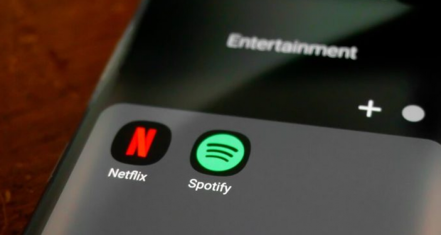 Suba del d&oacute;lar turista: qu&eacute; pasa con Netflix, Spotify y el resto de las plataformas