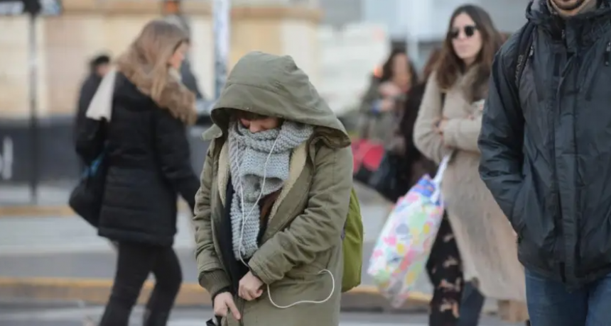 Ma&ntilde;ana fr&iacute;a con 4.9&deg; y se espera lo mismo hac&iacute;a el fin de semana: el pron&oacute;stico de este viernes