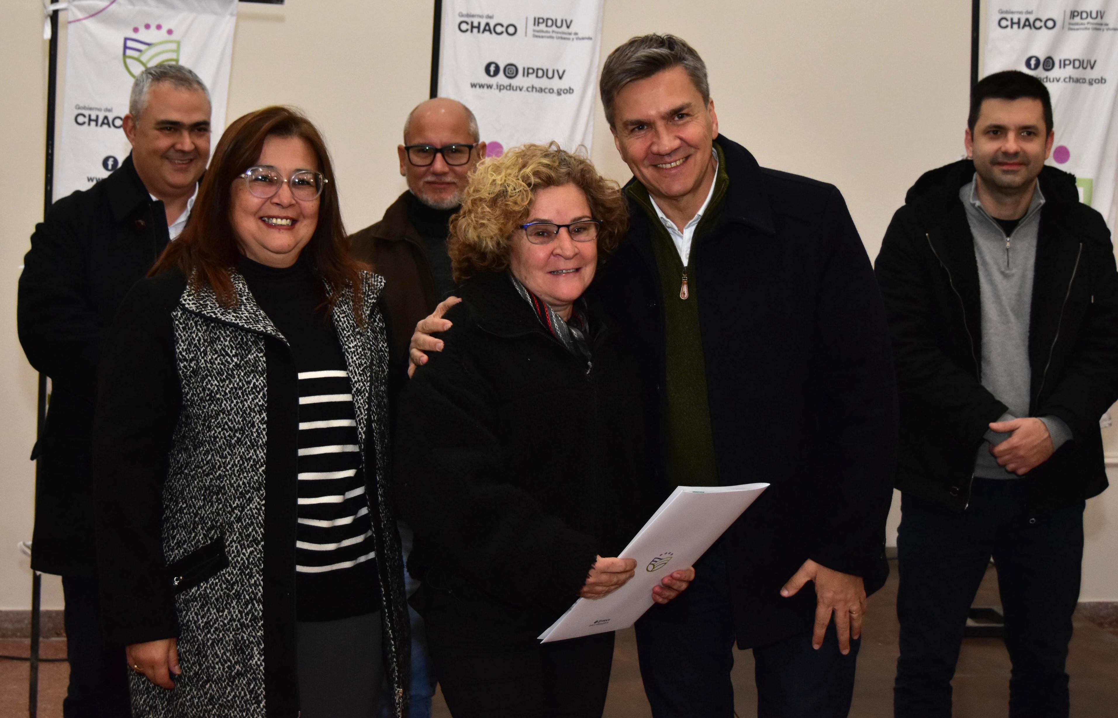 El Ejecutivo provincial entreg&oacute; t&iacute;tulos de propiedad en S&aacute;enz Pe&ntilde;a