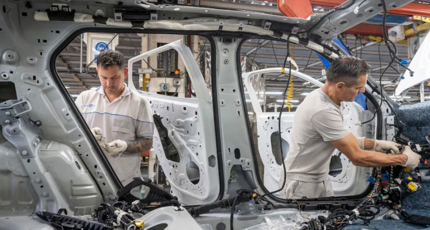 Creci&oacute; la producci&oacute;n y exportaci&oacute;n de autos en junio