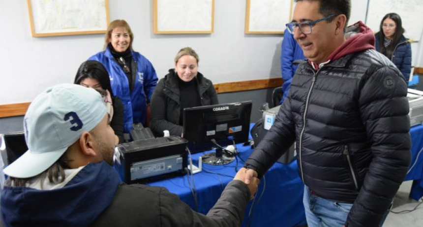 Licencia m&oacute;vil en los barrios: &ldquo;Que el municipio llegue a la gente y no al rev&eacute;s&rdquo;, remarc&oacute; Mart&iacute;nez