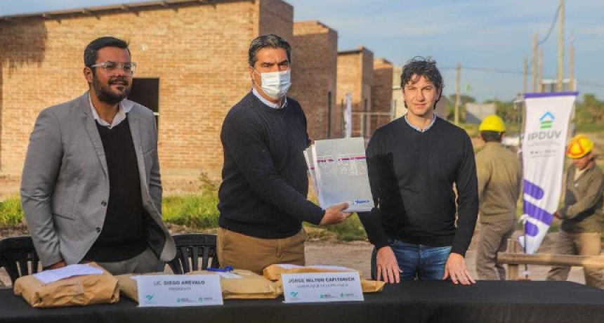 Se abrieron los sobres para la construcci&oacute;n de 280 nuevas viviendas para Resistencia