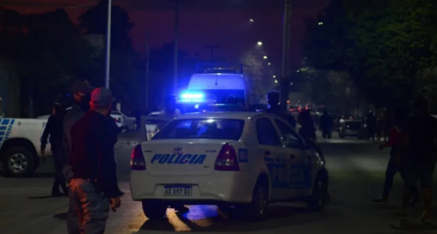 Un joven de 19 a&ntilde;os recibi&oacute; un disparo en la cara durante una fuerte pelea en un barrio de Resistencia