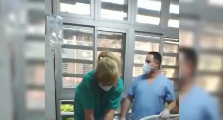"Fue una situaci&oacute;n muy estresante, ni me enter&eacute; que hab&iacute;a alguien filmando": el descargo de la m&eacute;dica que fue filmada en el Perrando