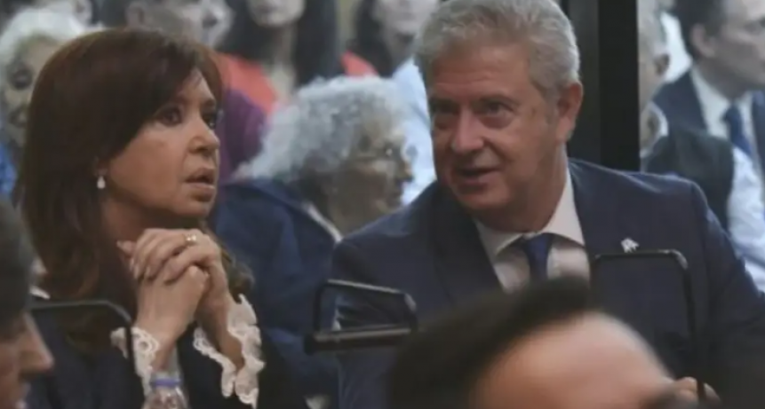 Causa Vialidad: comenz&oacute; el alegato de la defensa de Cristina Kirchner, ella hablar&aacute; el viernes