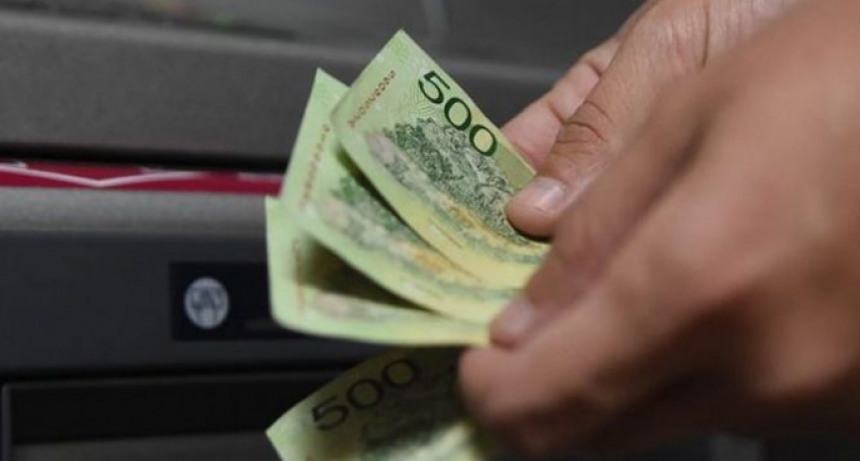 Despu&eacute;s de ocho meses, los salarios cayeron frente a la inflaci&oacute;n