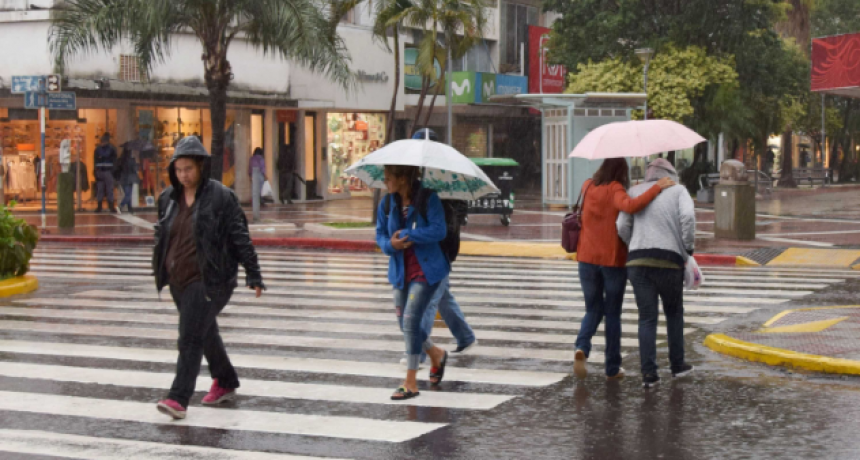 Alerta meterol&oacute;gico en el Gran Resistencia por fuertes lluvias desde la tarde