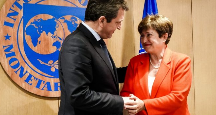 El FMI aprob&oacute; la segunda revisi&oacute;n del acuerdo y el desembolso inmediato de US$ 3.800 millones