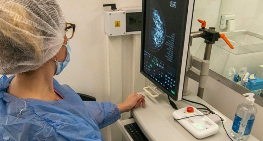 &ldquo;M&aacute;s del 70% de las mujeres con c&aacute;ncer de mama no tienen antecedentes familiares&rdquo;
