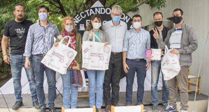 ''Nos llena de esperanza volver a tener un Estado que trabaja para disminuir la brecha tecnol&oacute;gica''