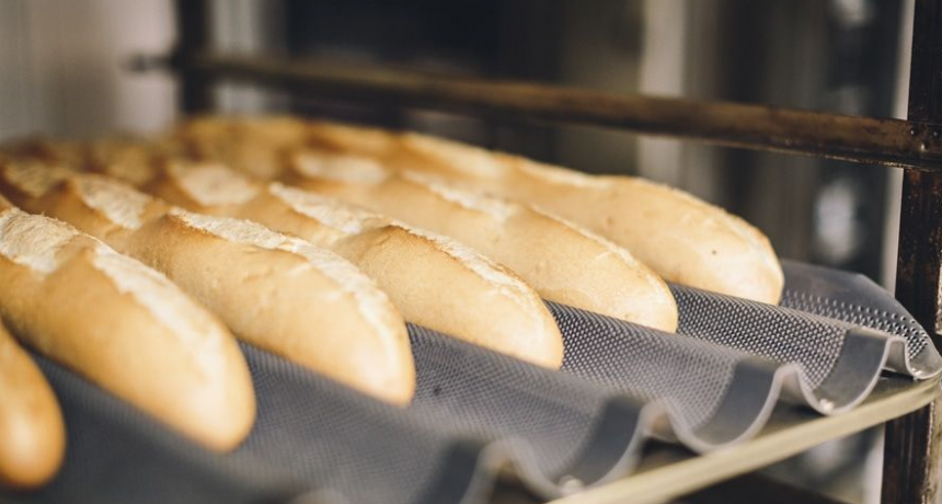 El pan no resiste la inflaci&oacute;n y podr&iacute;a llegar a los $200 por kilo