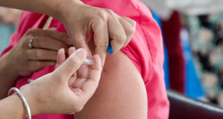 Avanza la vacunaci&oacute;n contra coronavirus: el cronograma de este mi&eacute;rcoles 24