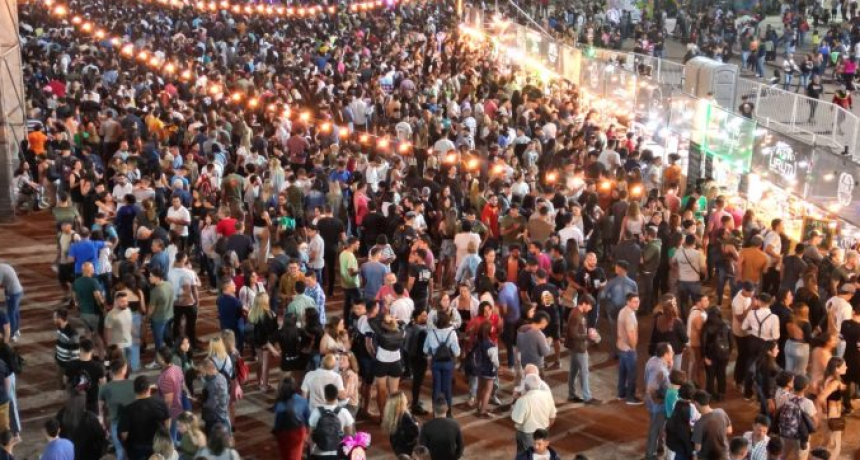 M&aacute;s de 60 mil personas visitaron el festival de cerveza artesanal de Resistencia